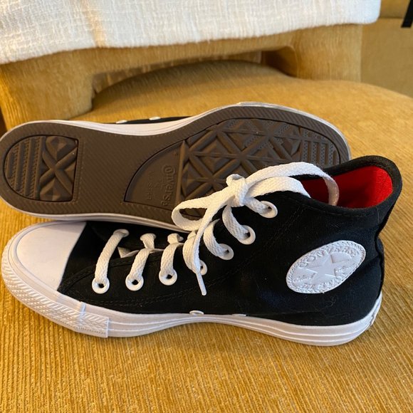 New Converse All Star (Storage) Black & White Hi Top Sneakers - Picture 4 of 6